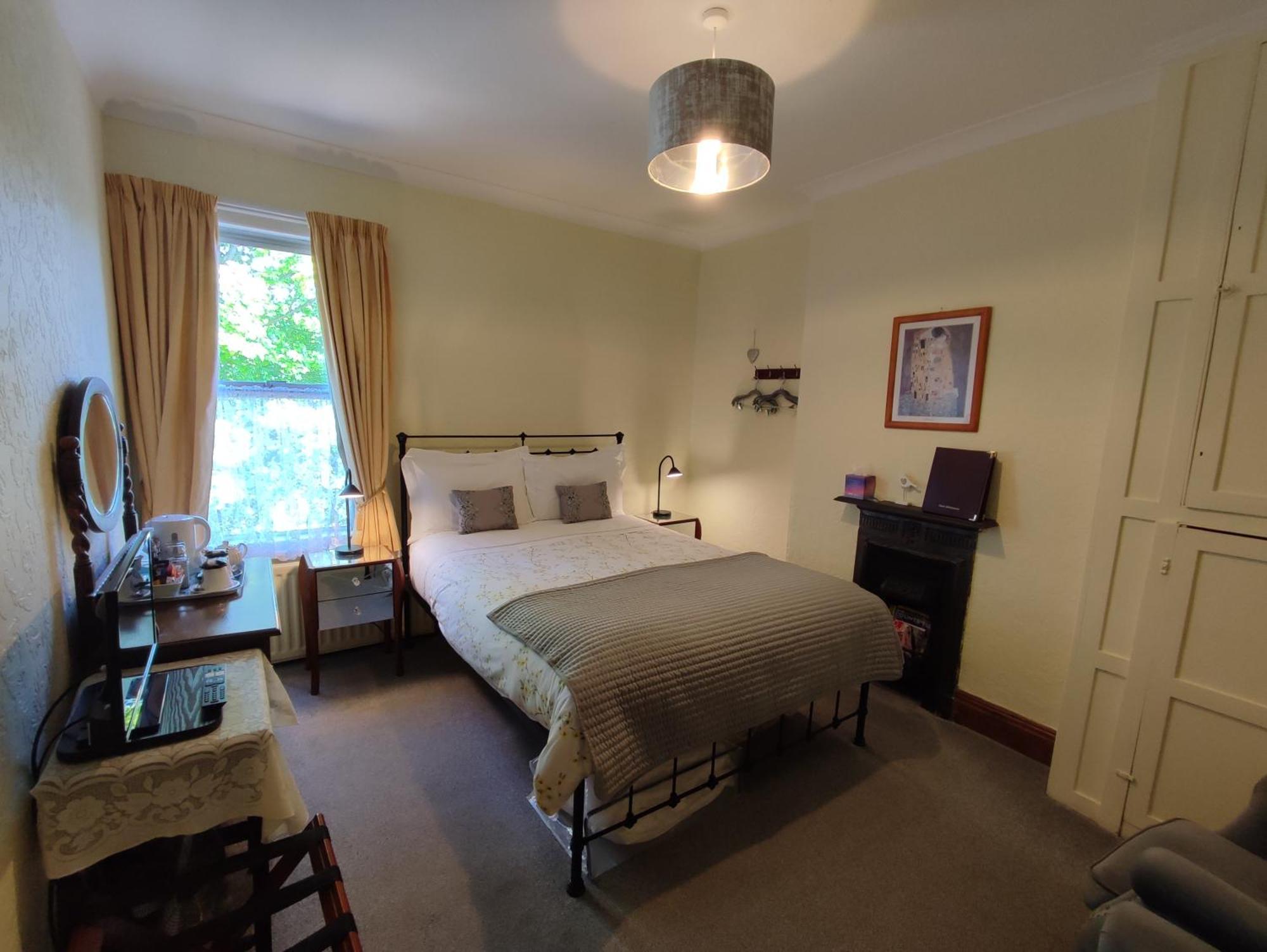 Anton Guest House Bed And Breakfast Shrewsbury Luaran gambar